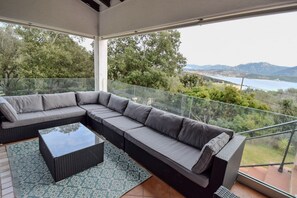 Terrace/patio - Maison Splendide vue Mer, Climatisée (Olmeto)