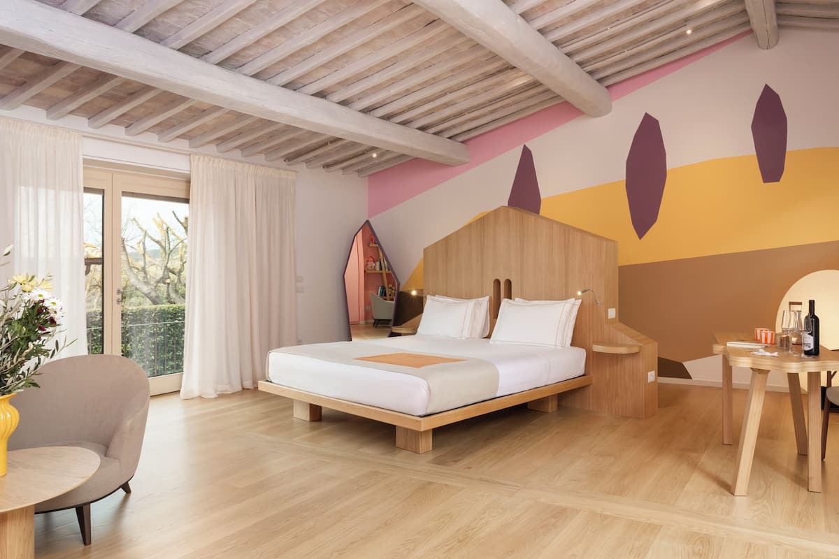 Suite « Premier » | Minibar, coffres-forts dans les chambres, bureau