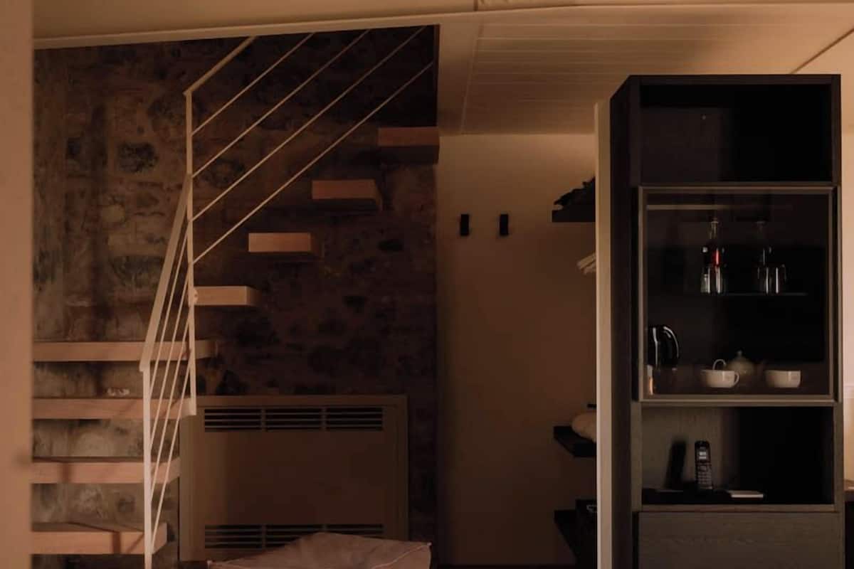 Svit Signature | 1 sovrum, minibar, värdeförvaringsskåp på rummet och skrivbord