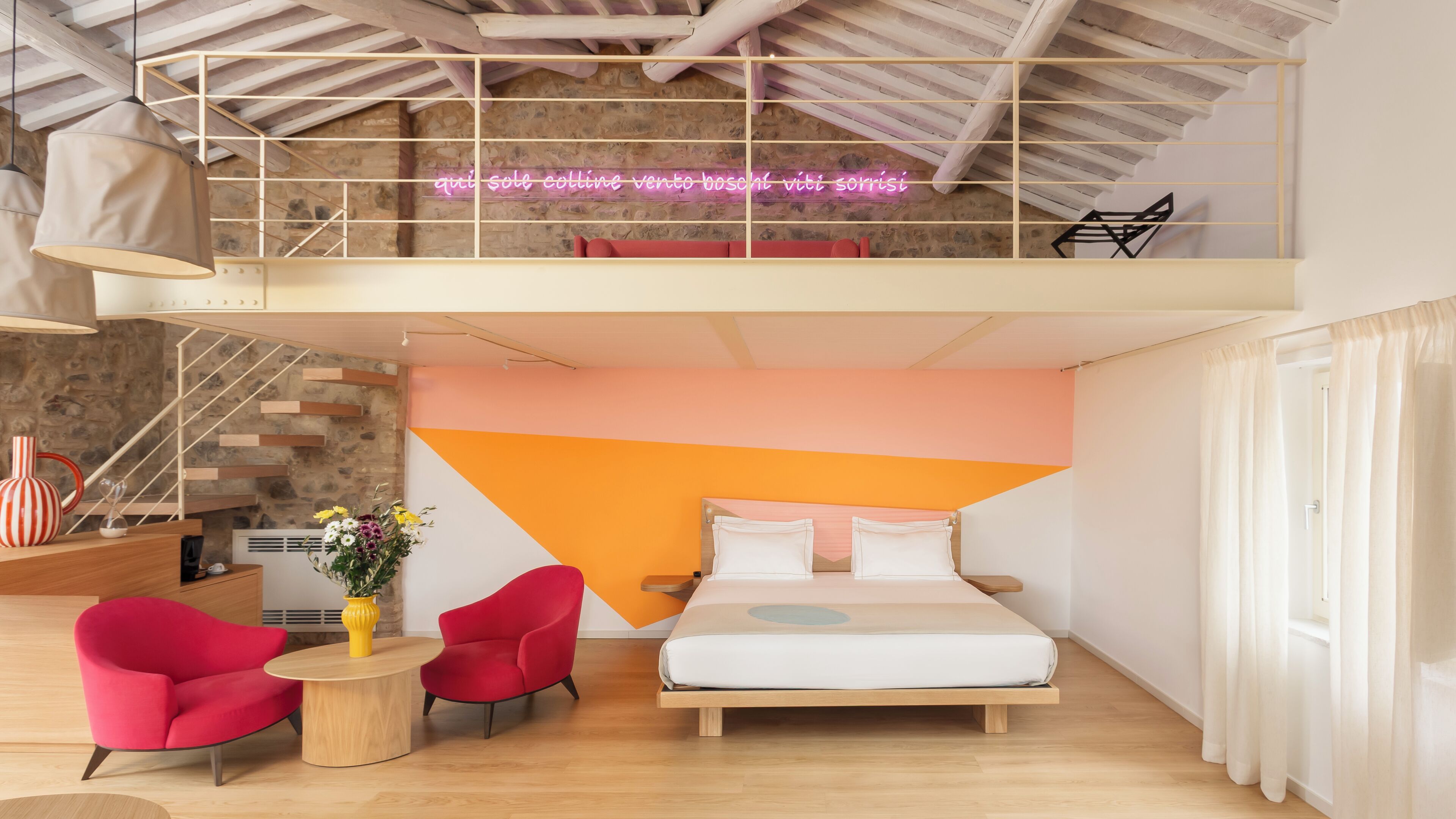 Suite Signature | Minibar, caja fuerte, escritorio y espacio para trabajar con un portátil