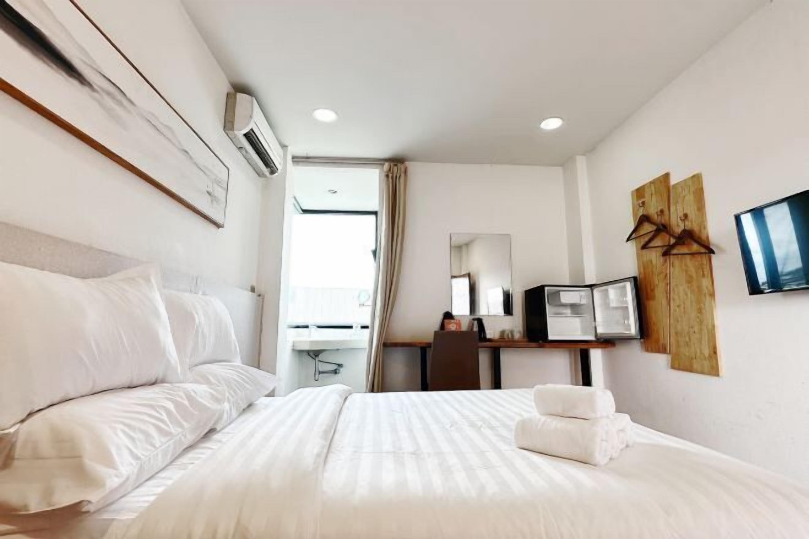 เครื่องนอนระดับพรีเมียม, ผ้านวมขนเป็ด, เตียงพร้อมฟูกเสริมที่นอน