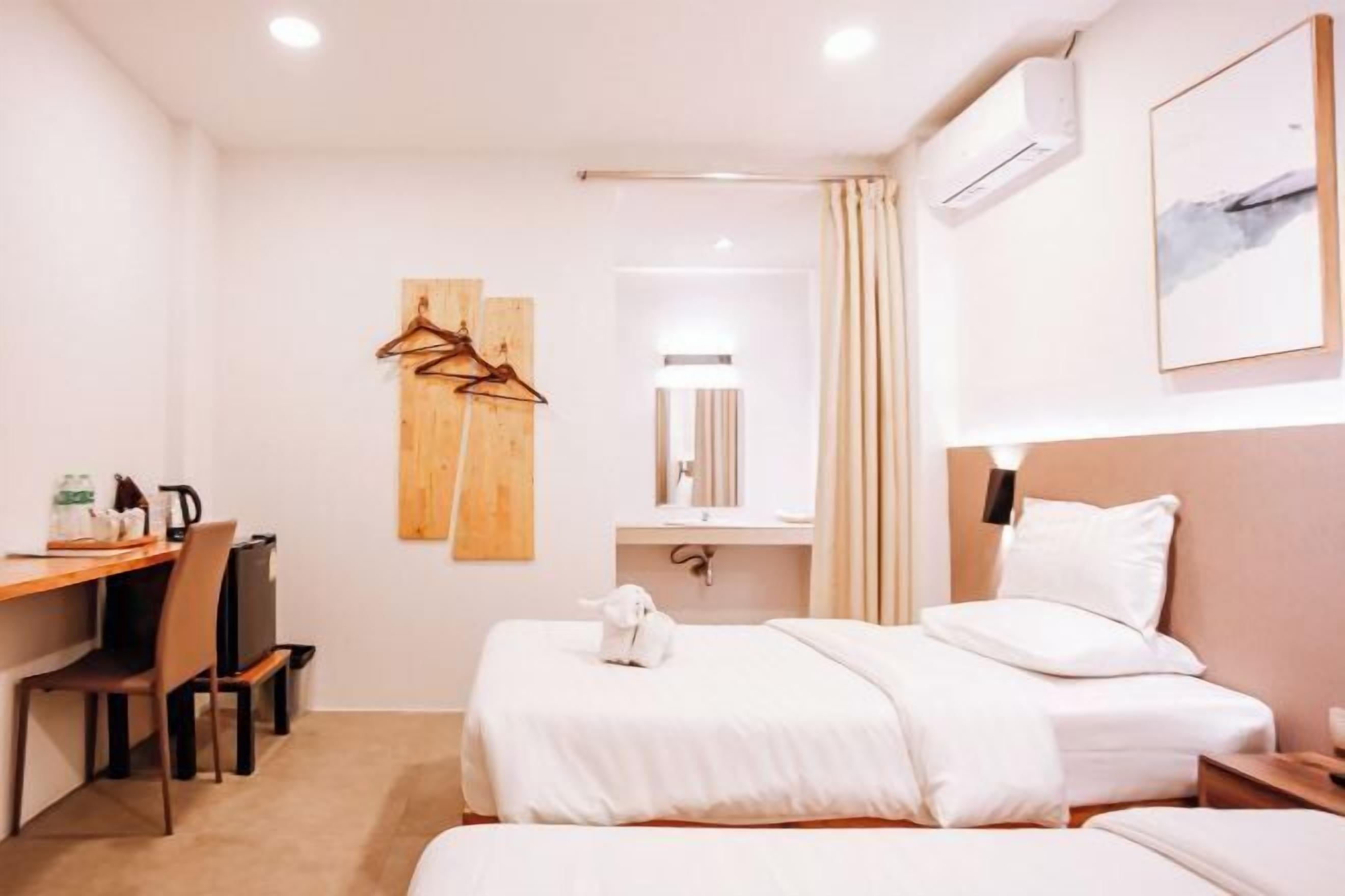 เครื่องนอนระดับพรีเมียม, ผ้านวมขนเป็ด, เตียงพร้อมฟูกเสริมที่นอน