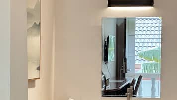 Habitación doble Confort | Ropa de cama de alta calidad, edredón y camas con pillow-top