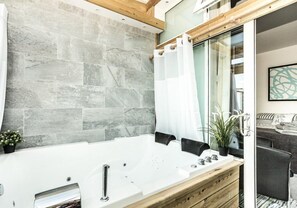 Luxury Apartment | Private spa tub - Ark at Anchor (Edinburgh)