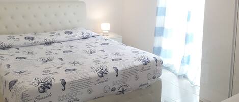 2 quartos, Wi-Fi, roupa de cama, acesso para cadeiras de rodas