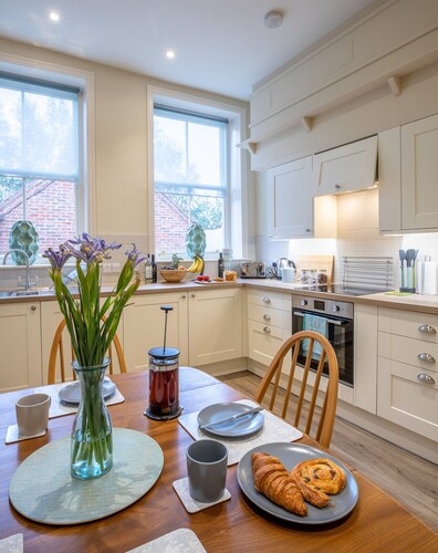 Apt 1, 71 Micklegate, YORK