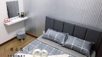 3 chambres, fer et planche à repasser, Wi-Fi, draps fournis