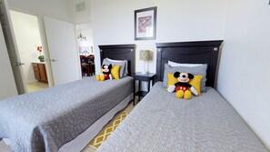 Apartment, Multiple Beds, Balcony, Garden View