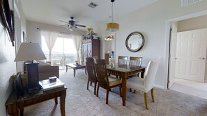 Fridge, microwave, stovetop, dishwasher - Vista Cay Resort - Bvd401 (Orlando)