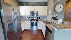 Casa geminada, várias camas, cozinha | Cozinha privada