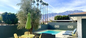 Casa Sunny Dunes: a Private, Mid-Century Oasis