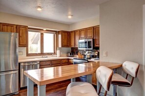 House | Private kitchen | Fridge, microwave, dishwasher, coffee/tea maker