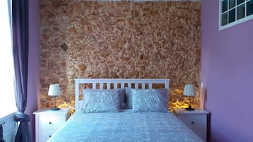 1 chambre, coffres-forts dans les chambres, bureau