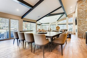 House | Private kitchen | Fridge, microwave, dishwasher, coffee/tea maker