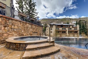 House | Pool | Outdoor pool - Vail VLG One Willow 3bd-win1 (Vail)