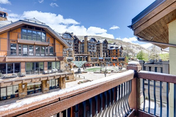 House | Balcony