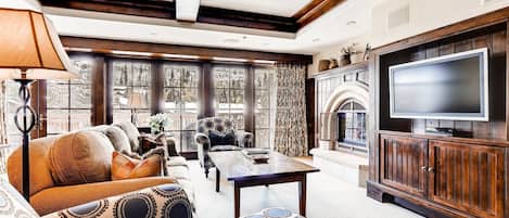 Ferienhaus | Wohnzimmer | Flachbildfernseher, Kamin, DVD-Player