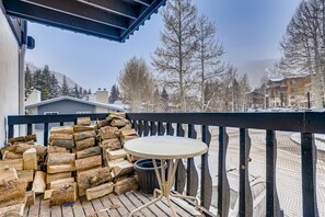 Lägenhet (2-385 Gore Creek dr Vorlaufer 201) | Balkong