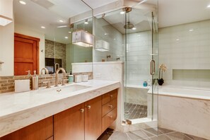 Ferienhaus | Badezimmer