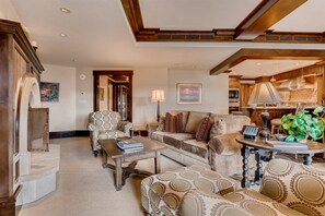 House | Living room