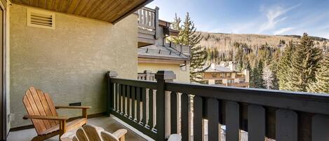 บ้านพัก | ระเบียง