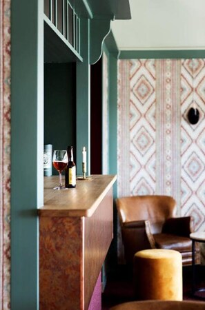 Bar (in der Unterkunft)