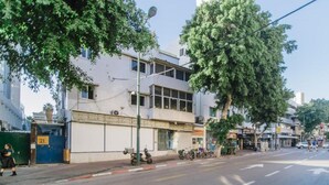 Unclassified image, 5 of 63, button - Beta Studios ApartHotel (Tel Aviv)