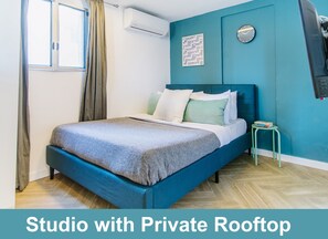 Studio Apartment with Terrace | View from room