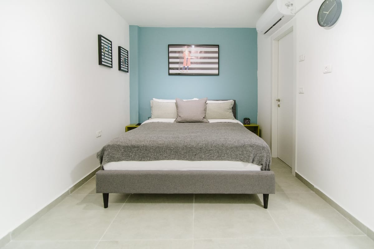 Studio Apartment Without Windows | Living area | Smart TV, Netflix, streaming services