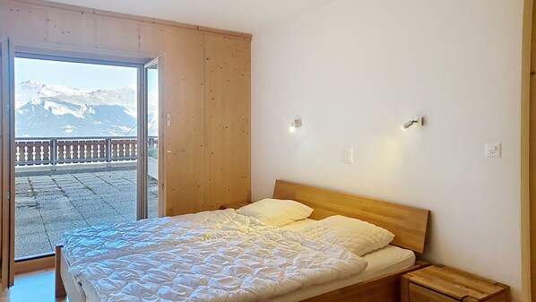 2 bedrooms, free WiFi, bed sheets