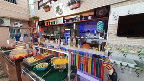 Free daily self-serve breakfast - Pousada Esperança (Ipojuca)