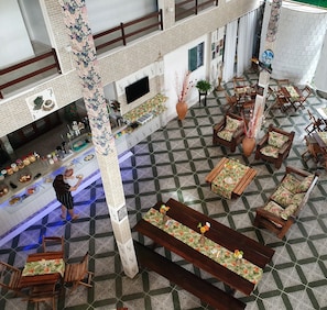 Tägliches inbegriffenes Frühstück zur Selbstbedienung