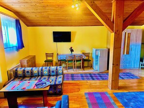 Blackout drapes, free WiFi, bed sheets - Penzion Pazicky (Stara Lesna)