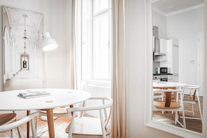 Leilighet – superior, 2 soverom (14, incl. cleaning fee 50 EUR) | Eget kjøkken | Kjøleskap, mikrobølgeovn, ovn og kokeplater