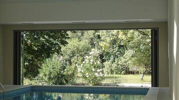 Piscine couverte, piscine chauffée