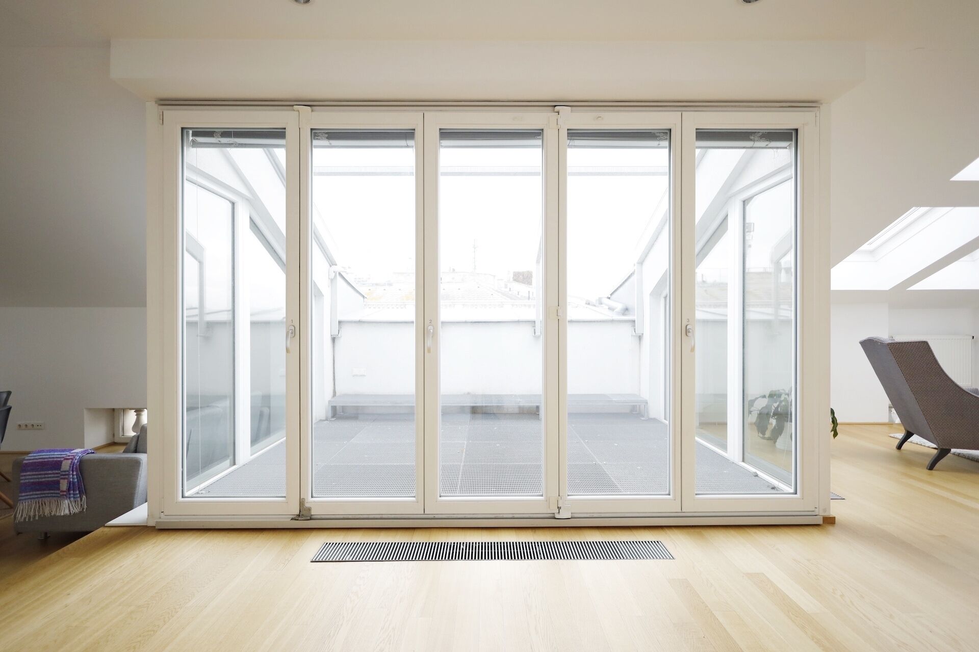 ラグジュアリー アパートメント | バルコニー