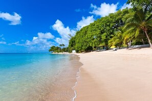 Playa en los alrededores 