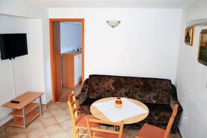 TV - Apartment Lenardic Bled (Bled)