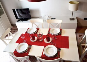 تناول الطعام