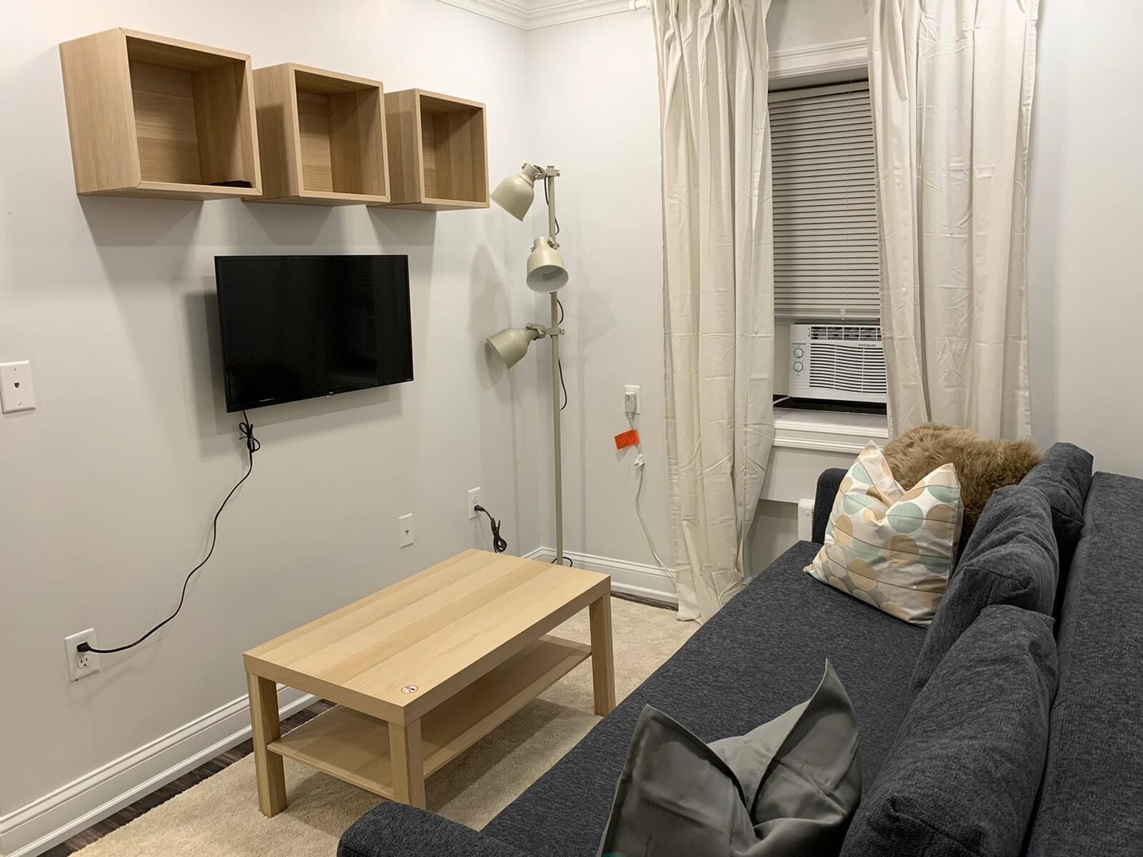 1631 2G · Remarkable 2bed Apt.-20 min to NYC/Parking Avail.