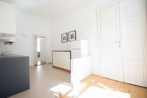 高级公寓, 2 间卧室 (23, incl. cleaning fee 50 EUR) | 私人厨房 | 大冰箱、微波炉、烤箱、炉灶