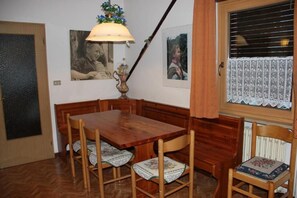 Dining - First Dream Apartment (San Martino Di Castrozza)