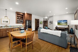 Uklassifisert bilde, 5 av 40, knapp