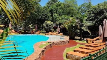 Piscine extérieure