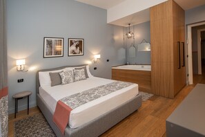 2 bedrooms, iron/ironing board, travel crib, free WiFi - LikeYourHome, 80 sq m luxury apartment with Jacuzzi, in Trastevere district (Roma)