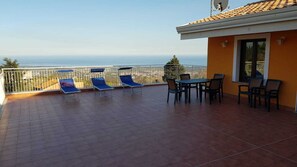 Sun deck - L'Aurora (Piedimonte Etneo)