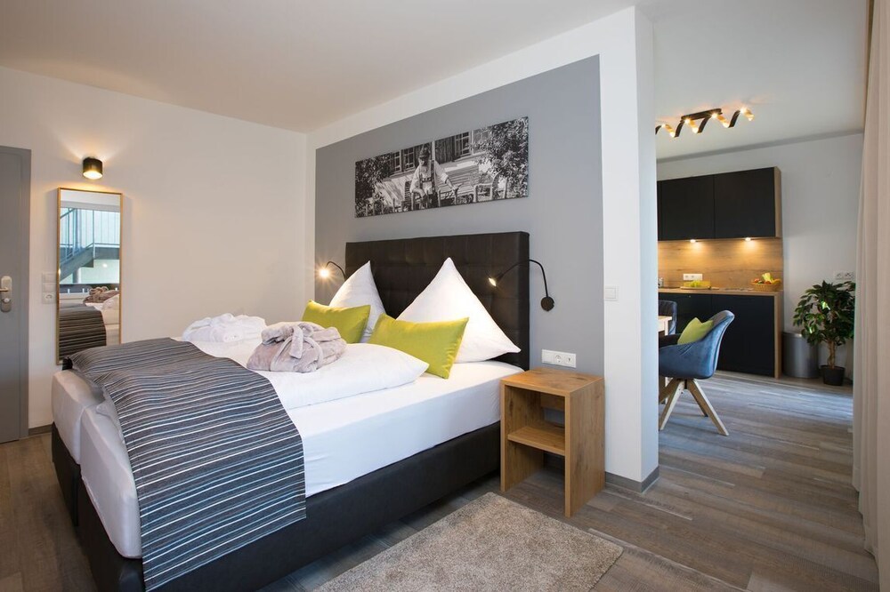 New studio No. 35 in the Hotel Tanneck ****