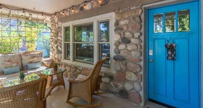 Historic Stone Cottage near Sedona/Jerome