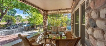 Historic Stone Cottage near Sedona/Jerome
