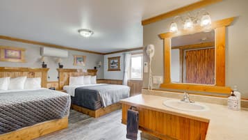 Signatur-suite | 1 soveværelse, premium-sengetøj, senge med topmadrasser